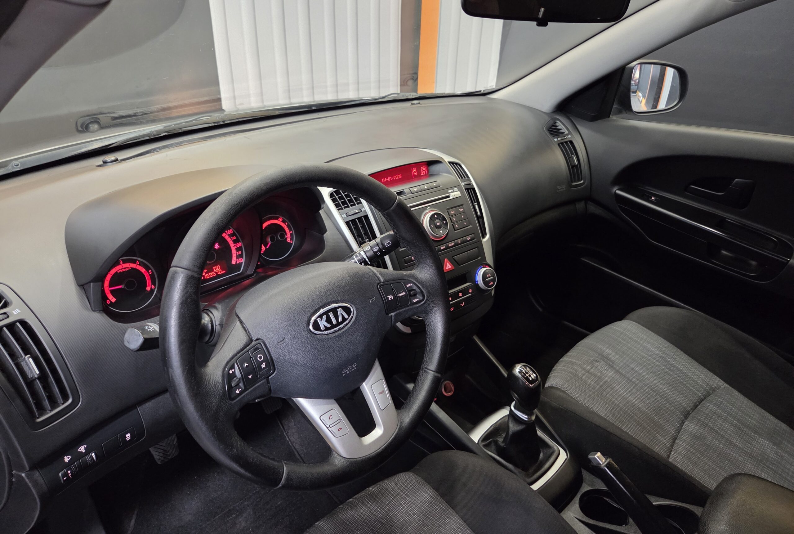 KIA CEED - Imagen 16